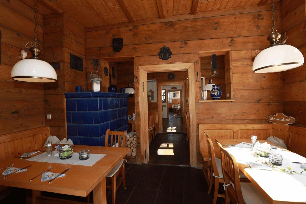 Hotel Weinstube Sinas Brettl Nördlingen Esterno foto